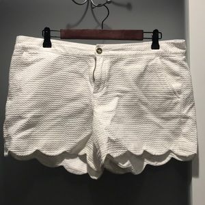 EUC Lilly Pulitzer White Buttercup Shorts